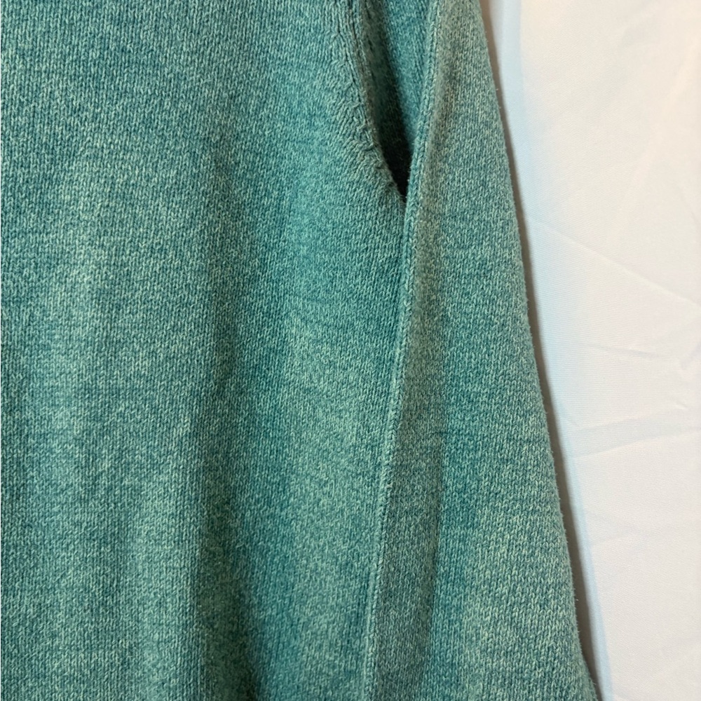 L.L. Bean Women’s Aqua Turtleneck Sweater - Picture 2 of 10